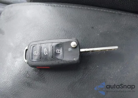 2016 Volkswagen Tiguan Se из США, поврежденный, VIN WVGBV7AX6GW505249